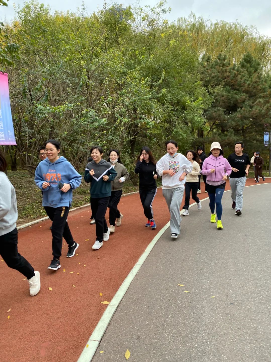 1667353429259696.jpg 1667353429259696.jpg